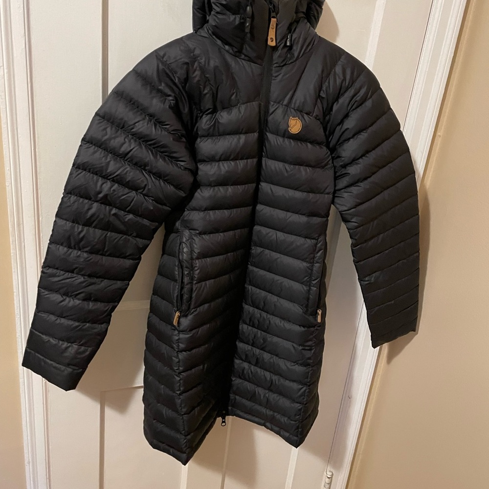 Fjallraven Snowflake Down Parka Black
